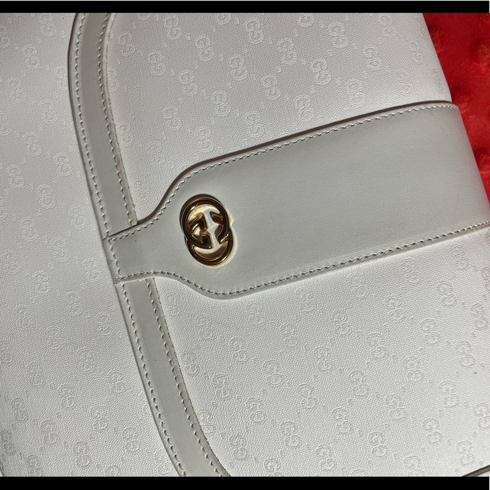 Vintage White Gucci Micro GG Crossbody Bag - Picture 3 of 17